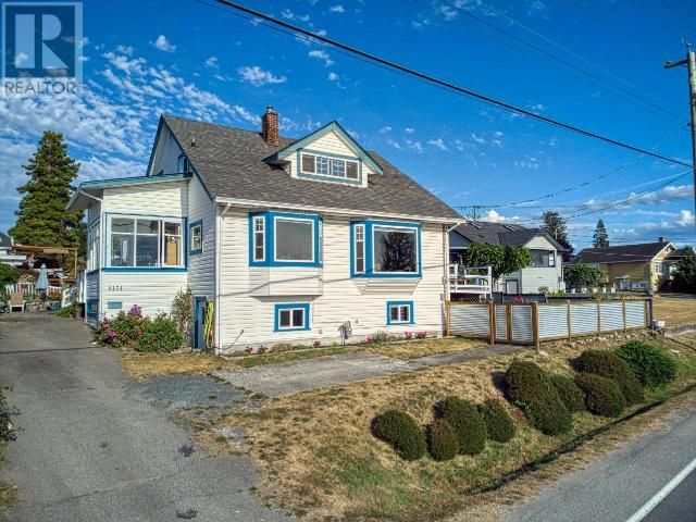 Main Photo: 4174 MARINE AVE in Powell River: House for sale : MLS®# 17455