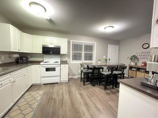 Photo 12: 564 Aberdeen Avenue in Winnipeg: North End Residential for sale (4A)  : MLS®# 202308276