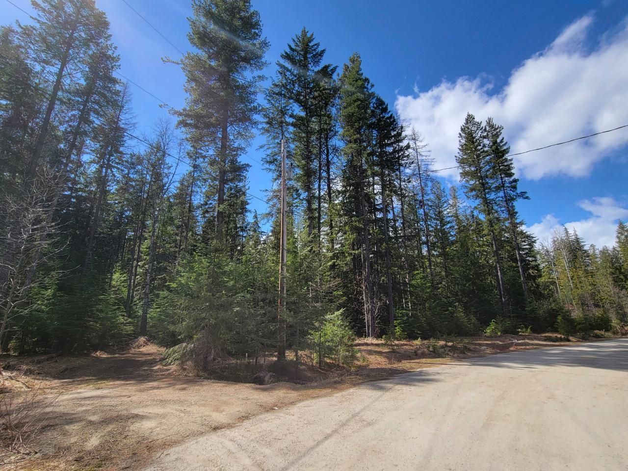 Main Photo: Lot 8 WALKLEY ROAD in Crawford Bay: Vacant Land for sale : MLS®# 2470139