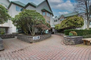 Photo 2: 203 6735 STATION HILL Court in Burnaby: South Slope Condo for sale (Burnaby South)  : MLS®# R2666754