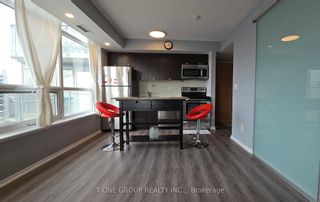 Photo 2: 1217 38 Joe Shuster Way in Toronto: South Parkdale Condo for lease (Toronto W01)  : MLS®# W8288438