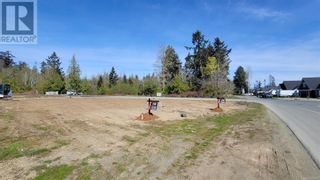 Photo 2: 18 Cottage Dr in Qualicum Beach: Vacant Land for sale : MLS®# 960596