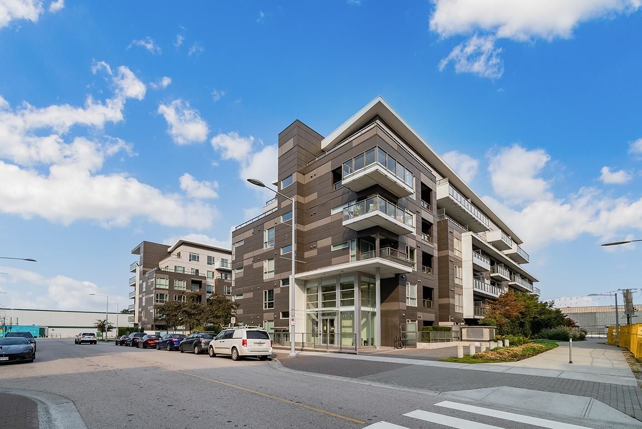 Main Photo: 333 7008 RIVER Parkway in Richmond: Brighouse Condo for sale in "Riva 3" : MLS®# R2732067