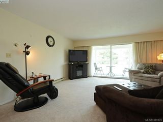 Photo 2: 402 1490 Garnet Rd in VICTORIA: SE Cedar Hill Condo for sale (Saanich East)  : MLS®# 767199