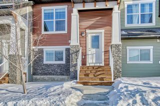 Photo 2: 33 Nolan Hill Boulevard NW in Calgary: Nolan Hill Row/Townhouse for sale : MLS®# A2036333