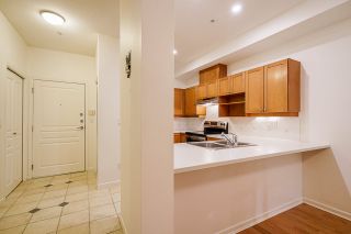 Photo 10: 107 5605 HAMPTON Place in Vancouver: University VW Condo for sale in "The Pemberley" (Vancouver West)  : MLS®# R2555239