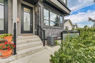 Photo 3: 1 411 25 Avenue NE in Calgary: Winston Heights/Mountview Row/Townhouse for sale : MLS®# A2065760