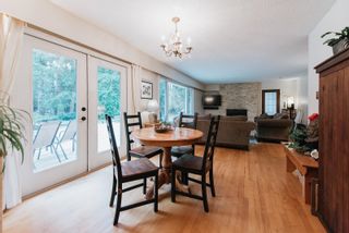 Photo 10: 1047 FAIRVIEW Road in Gibsons: Gibsons & Area House for sale (Sunshine Coast)  : MLS®# R2745448