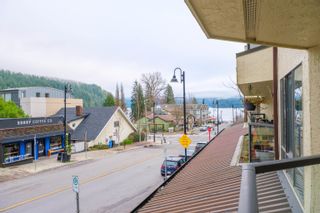 Photo 7: 102 4323 GALLANT Avenue in North Vancouver: Deep Cove Condo for sale in "Coveside" : MLS®# R2837588