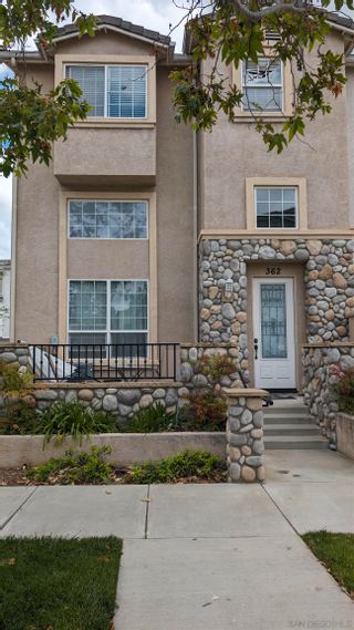 Main Photo: EL CAJON Townhouse for sale : 3 bedrooms : 362 KENTUCKY AVE