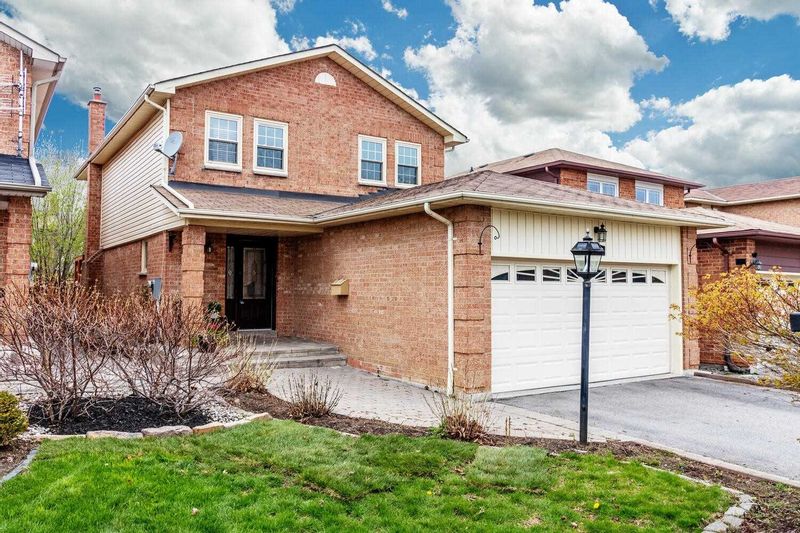FEATURED LISTING: 119 Maberley Crescent Toronto