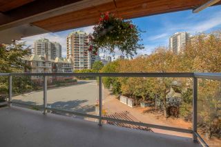 Photo 11: 418 5 K DE K Court in New Westminster: Quay Condo for sale in "QUAYSIDE TERRACE" : MLS®# R2105551