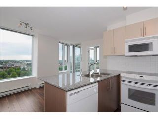 Photo 4: 1209 550 TAYLOR Street in Vancouver: Downtown VW Condo for sale in "THE TAYLOR" (Vancouver West)  : MLS®# V903570