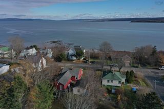 Photo 1: 53 Montague Row in Digby: 401-Digby County Residential for sale (Annapolis Valley)  : MLS®# 202129507