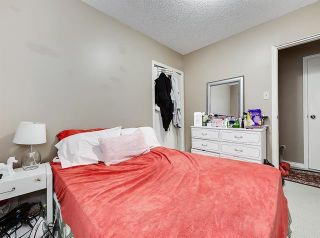 Photo 32: 2037 50 AV SW in Calgary: North Glenmore Park Duplex for sale ()  : MLS®# C4216424
