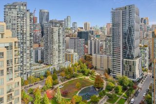 Photo 17: 2404 1238 RICHARDS Street in Vancouver: Yaletown Condo for sale in "METROPOLIS" (Vancouver West)  : MLS®# R2734591