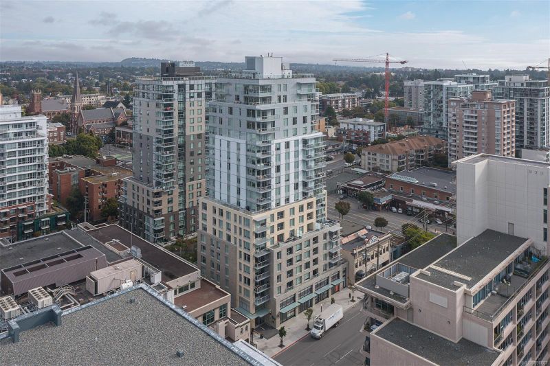 FEATURED LISTING: 1506 - 848 Yates St Victoria