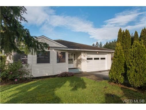 Main Photo: 21 6766 Central Saanich Rd in VICTORIA: CS Keating House for sale (Central Saanich)  : MLS®# 697115