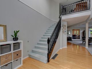Photo 3: 7344 Ridgedown Crt in Central Saanich: CS Saanichton House for sale : MLS®# 952146