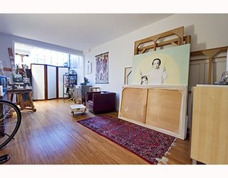 Photo 8: 2216 SPRUCE Street in Vancouver: Fairview VW Townhouse for sale in "THE SIXTH ESTATE" (Vancouver West)  : MLS®# V759082