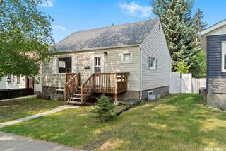 Photo 1: 317 3rd Street East in Saskatoon: Buena Vista Residential for sale : MLS®# SK944822