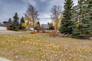 Photo 33: 32 Strasbourg Green SW in Calgary: Strathcona Park Detached for sale : MLS®# A1169495
