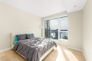 Photo 9: 1905 1221 BIDWELL Street in Vancouver: West End VW Condo for sale in "Alexandra" (Vancouver West)  : MLS®# R2415901