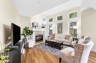 Photo 2: 301 988 W 54TH Avenue in Vancouver: South Cambie Condo for sale (Vancouver West)  : MLS®# R2716676
