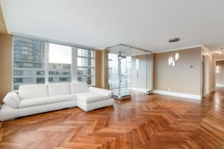 Photo 7: 1003 1228 MARINASIDE Crescent in Vancouver: Yaletown Condo for sale (Vancouver West)  : MLS®# R2740728