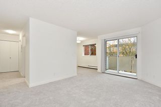 Photo 4: 303 998 W 19TH Avenue in Vancouver: Cambie Condo for sale in "SOUTHGATE PLACE" (Vancouver West)  : MLS®# R2415200