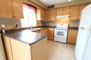 Photo 2: 61 Kraus Road in Barrie: Freehold for sale : MLS®# X2247992