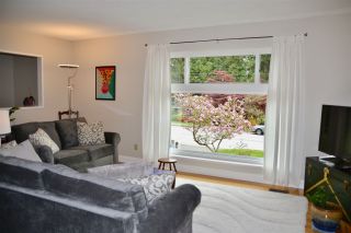 Photo 2: 3749 ST. ANDREWS Avenue in North Vancouver: Upper Lonsdale House for sale : MLS®# R2366318