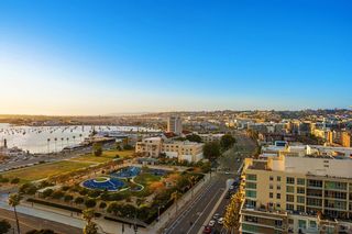 Photo 4: DOWNTOWN Condo for sale : 3 bedrooms : 1325 Pacific Hwy #1607 in San Diego