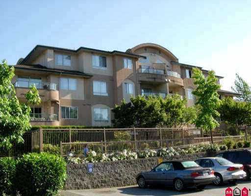 Main Photo: 7475 138TH Street in Surrey: East Newton Condo for sale in "Cardinal Court" : MLS®# F2620681