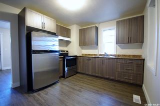 Photo 2: 312 K Avenue South in Saskatoon: Riversdale Residential for sale : MLS®# SK915664