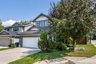 Photo 1: 20 Crestmont Drive SW in Calgary: Crestmont Detached for sale : MLS®# A2075953
