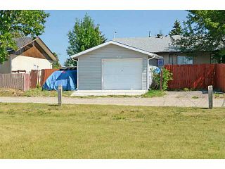 Photo 10: 935 MARCOMBE Drive NE in CALGARY: Marlborough Residential Attached for sale (Calgary)  : MLS®# C3631032