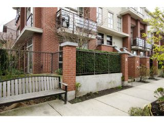 Photo 16: 218 East 12th Street in Vancouver: Mount Pleasant VE Townhouse for sale (Vancouver East)  : MLS®# V1054641