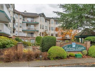 Photo 3: 206 5360 205 Street in Langley: Langley City Condo for sale in "PARKWAY ESTATES" : MLS®# R2516417