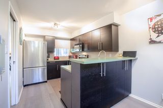 Photo 8: 3412 WEYMOOR Place in Vancouver: Champlain Heights Townhouse for sale in "MOORPARK" (Vancouver East)  : MLS®# R2315321