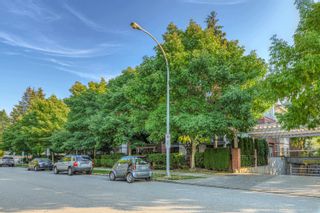 Photo 35: 309 15188 22 Avenue in Surrey: Sunnyside Park Surrey Condo for sale in "Muirfield Gardens" (South Surrey White Rock)  : MLS®# R2727086