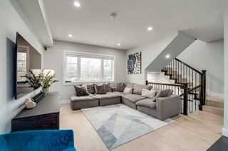 Photo 2: 101 806 GAUTHIER Avenue in Coquitlam: Coquitlam West Townhouse for sale in "Villa Bleu" : MLS®# R2641677