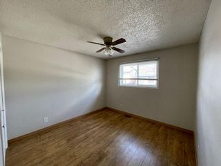 Photo 11: 31 Pinecliff Close NE in Calgary: Pineridge Semi Detached (Half Duplex) for sale : MLS®# A2020331
