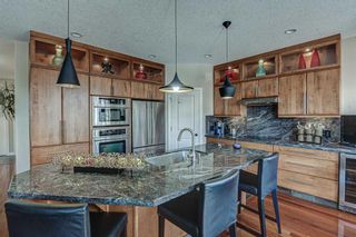 Photo 12: 4 Everglade Circle SW in Calgary: Evergreen Detached for sale : MLS®# A1197878