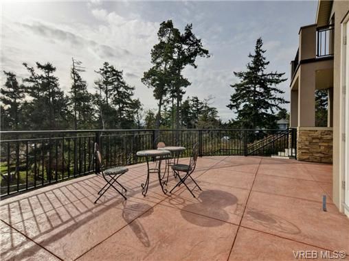 Photo 19: Photos: 3720 Arbutus Ridge in VICTORIA: SE Ten Mile Point House for sale (Saanich East)  : MLS®# 722979