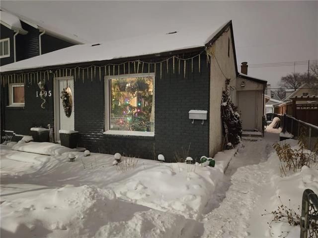 Main Photo: 1495 Logan Avenue in Winnipeg: Weston Residential for sale (5D)  : MLS®# 202307507