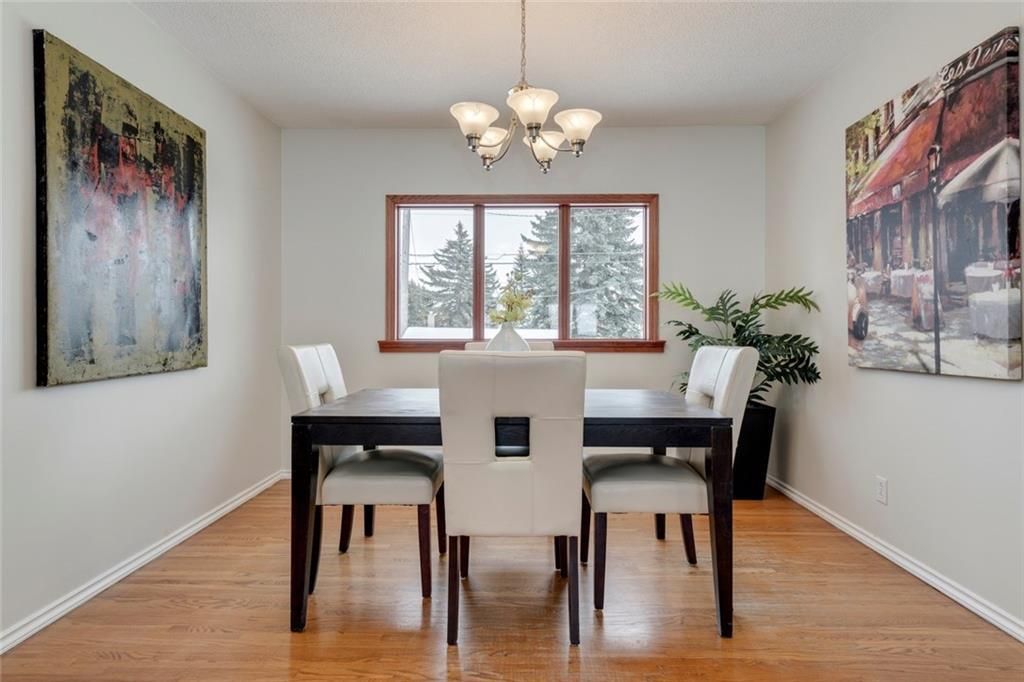Photo 12: Photos: 936 TRAFFORD Drive NW in Calgary: Thorncliffe Detached for sale : MLS®# C4219404
