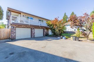 Photo 2: 27056 27 Avenue in Langley: Aldergrove Langley House for sale : MLS®# R2725764