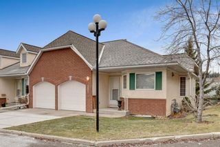 Photo 2: 151 Sienna Park Green SW in Calgary: Signal Hill Semi Detached for sale : MLS®# A1163576