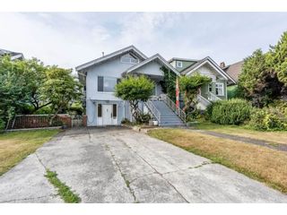 Photo 1: 2816 TRINITY Street in Vancouver: Hastings East House for sale (Vancouver East)  : MLS®# R2203120